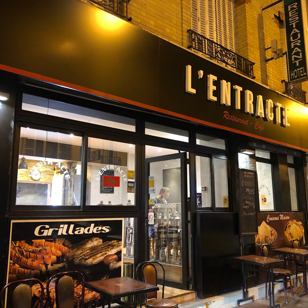 L'Entr'Acte 2