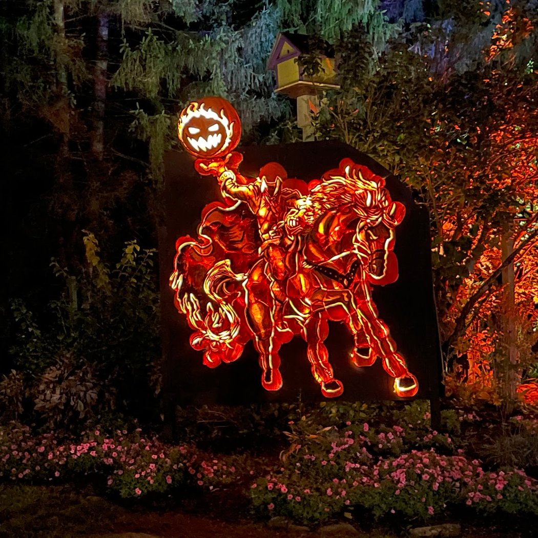 Headless Horseman Hayrides and Haunted Attractions 2