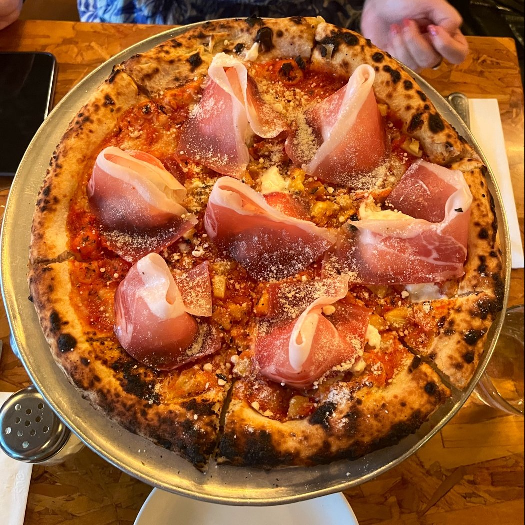 B Side Pizza Bar 1
