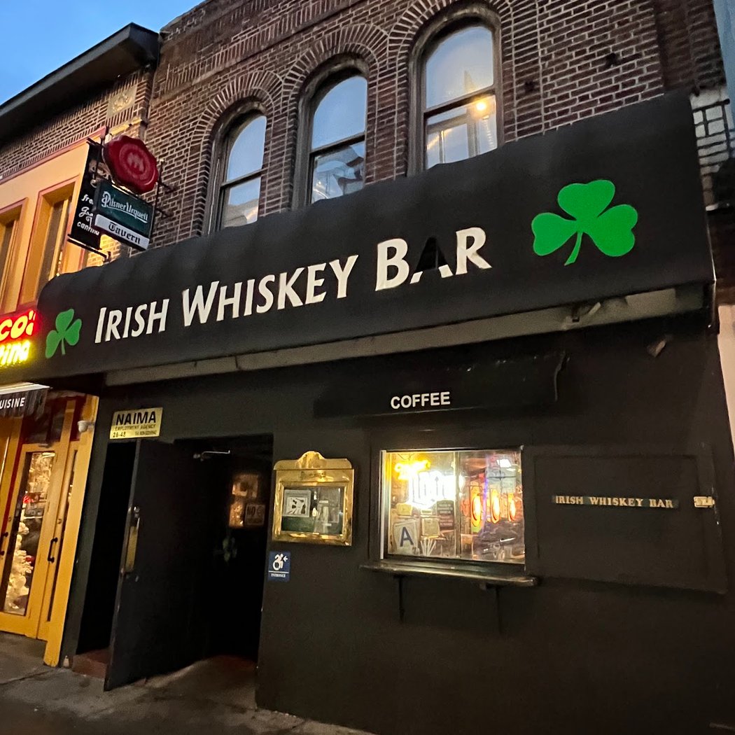 Irish Whiskey Bar 3