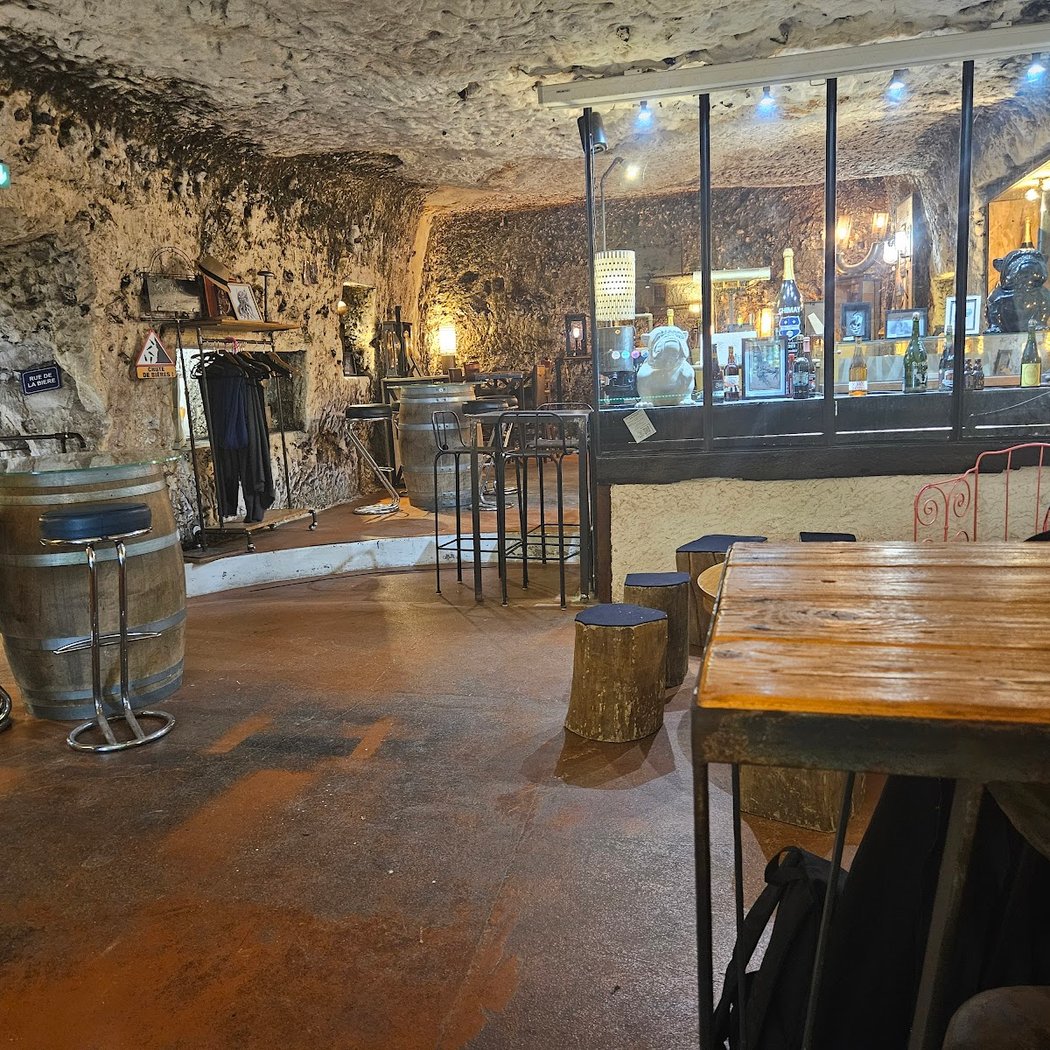 La Grotte à Bières 3