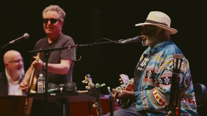 Taj Mahal & The Phantom Blues Band 3