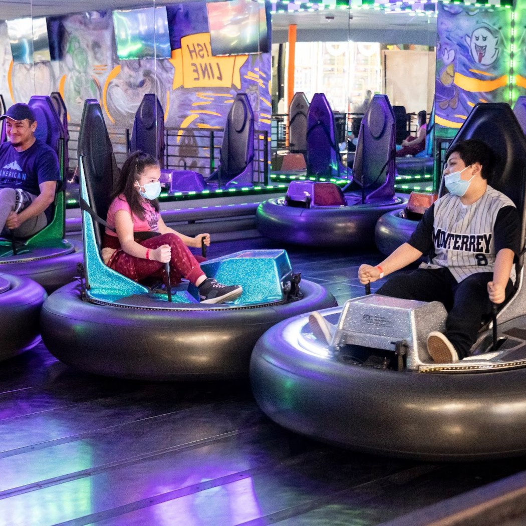 Flip N' Fun Trampoline Park 1