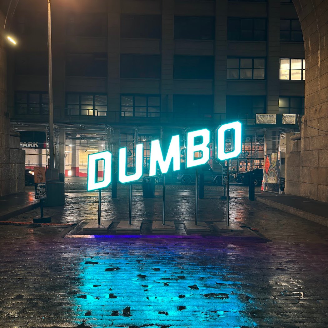 Dumbo Holiday Tree Lighting 3