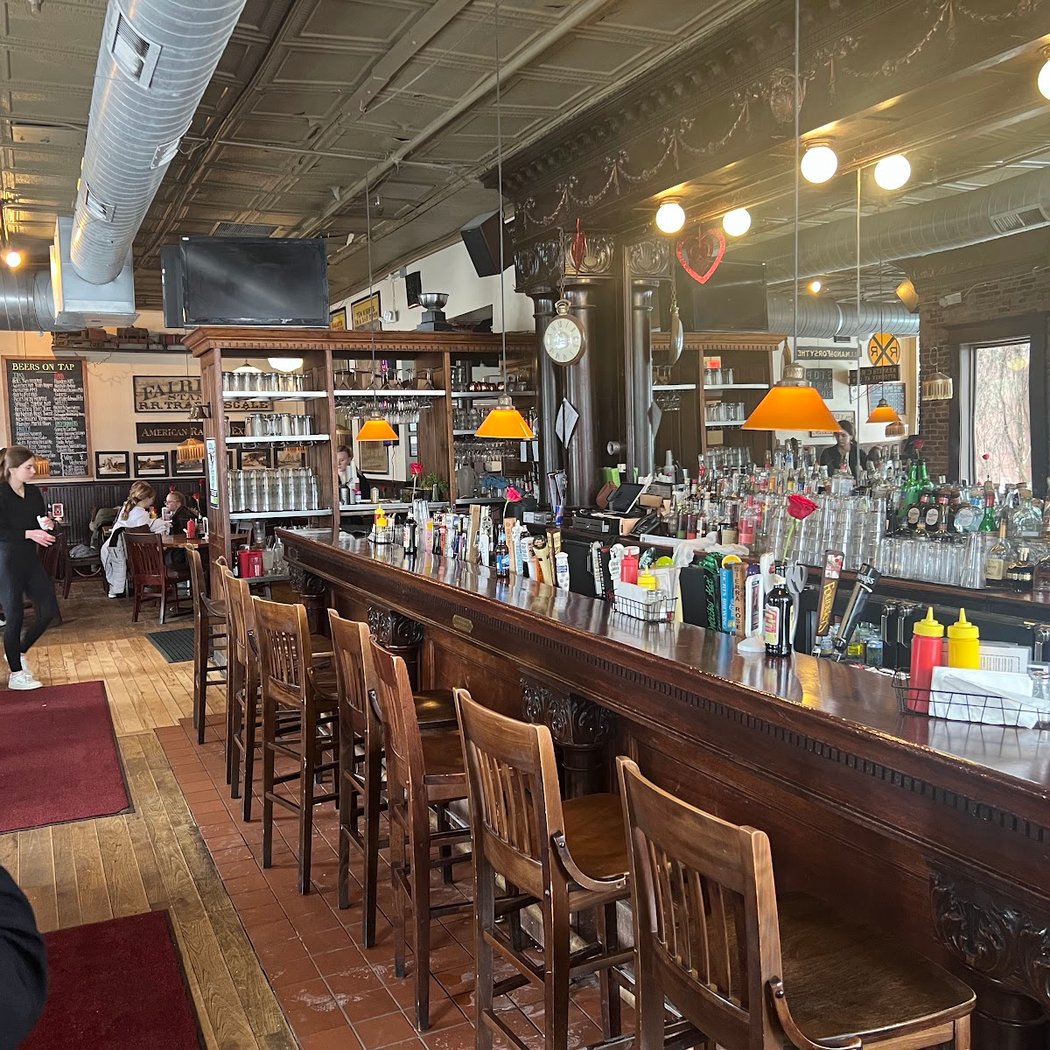 Sidetrack Bar and Grill 3