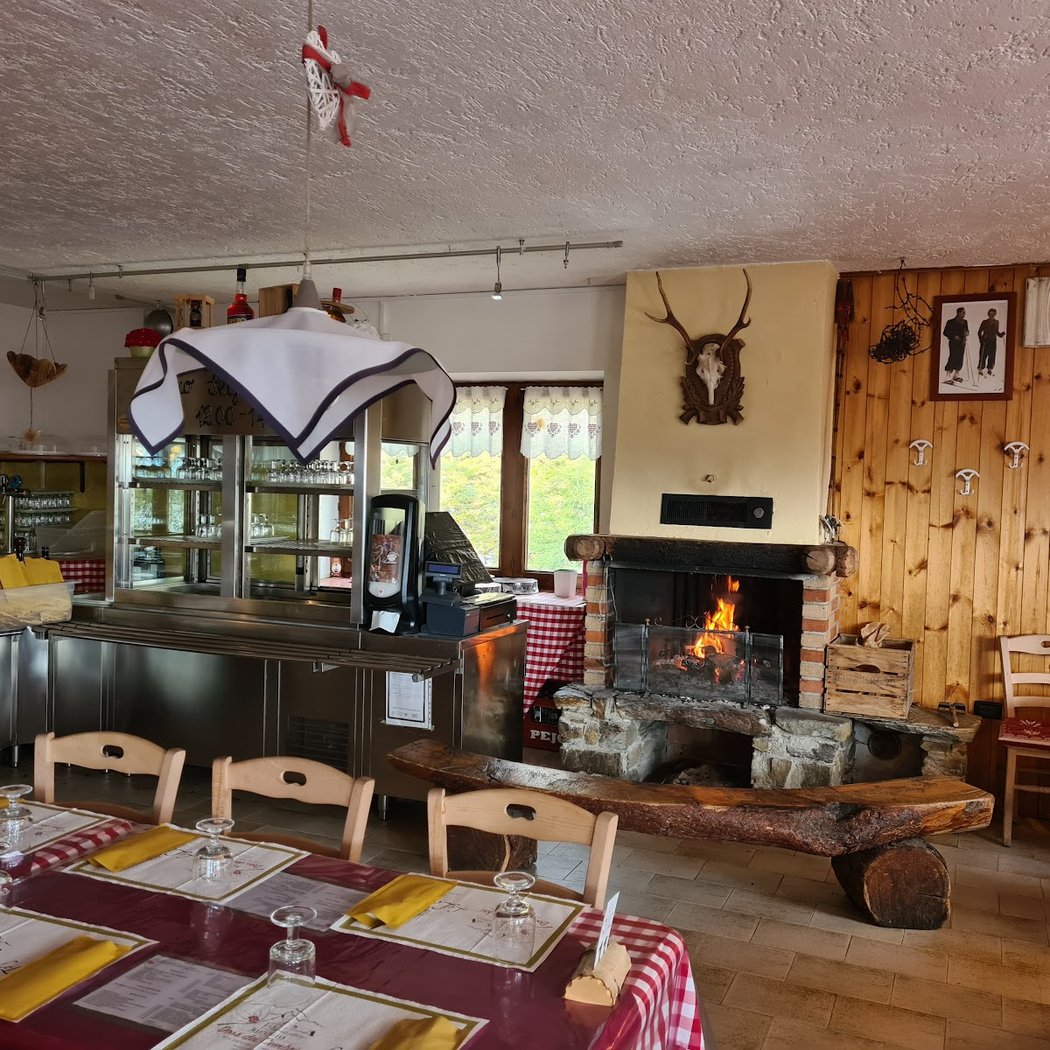 Rifugio Doss dei Cembri 2