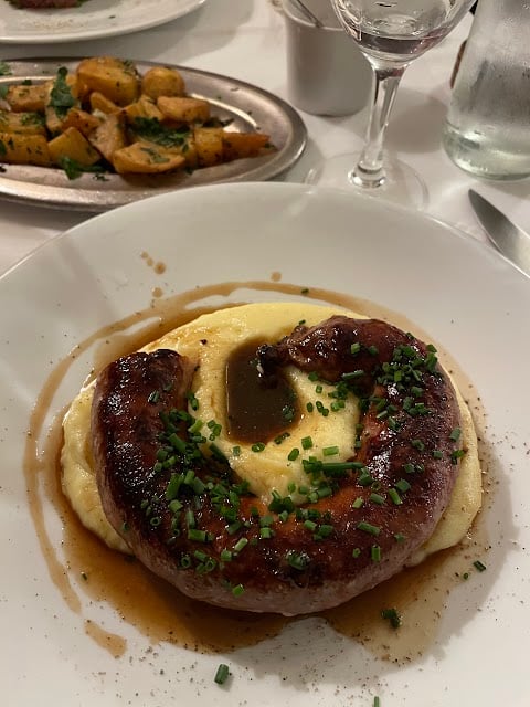 Au Moulin à Vent 1