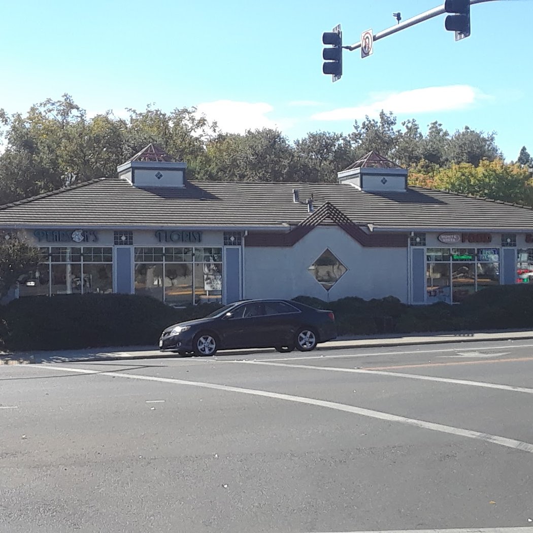 Monte Vista Food & Liquor 1