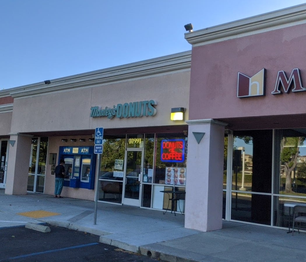 Manley’s Donuts 2