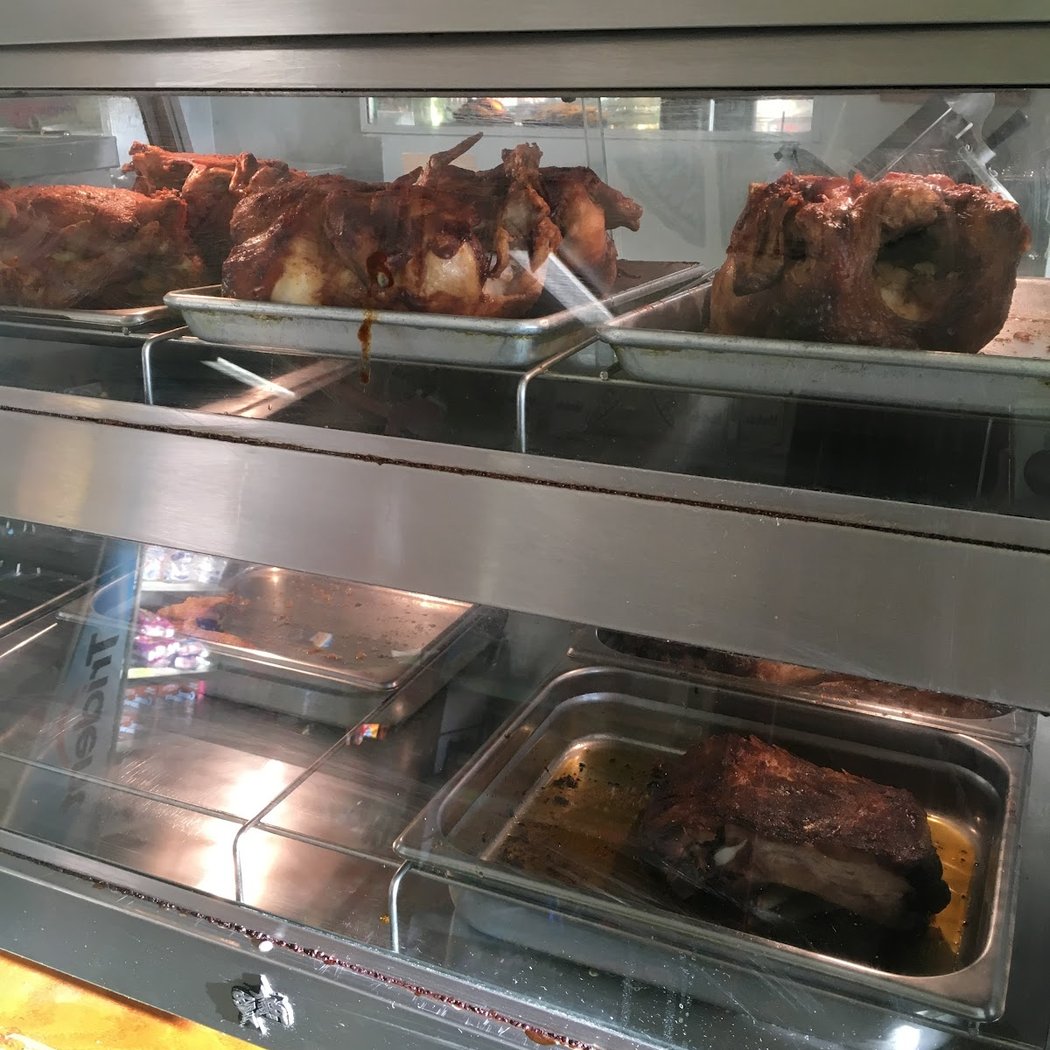 Bayshore Market Deli and Liquors 3