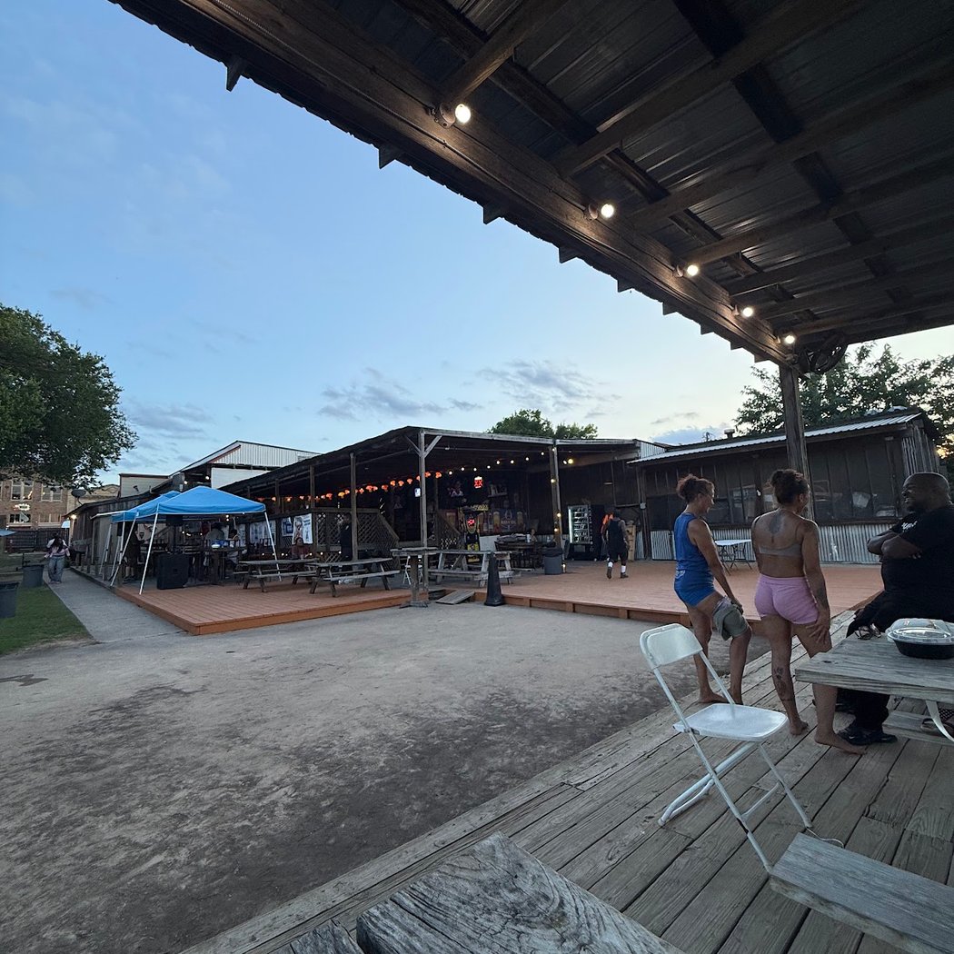 Hanovers Draught Haus 3