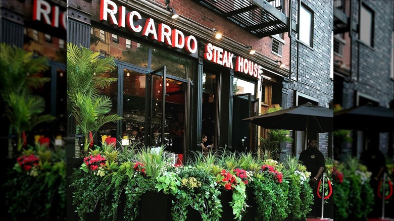Ricardo Steakhouse 2
