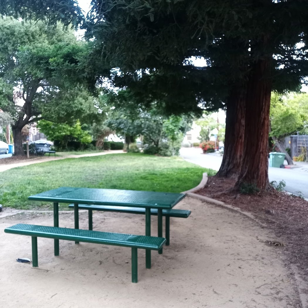 Halcyon Commons 2