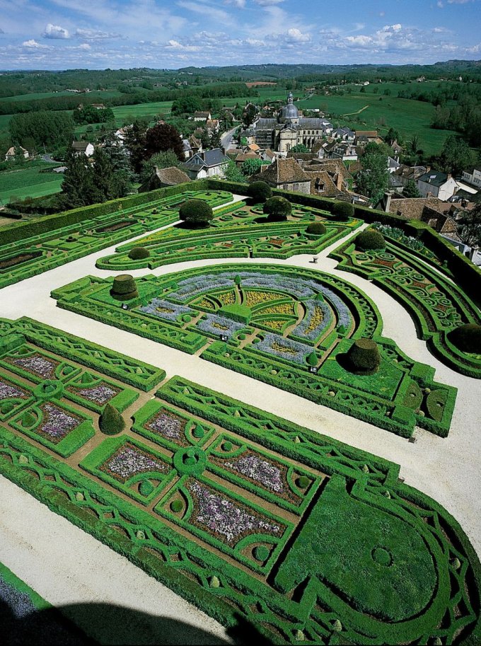 Château de Hautefort 2