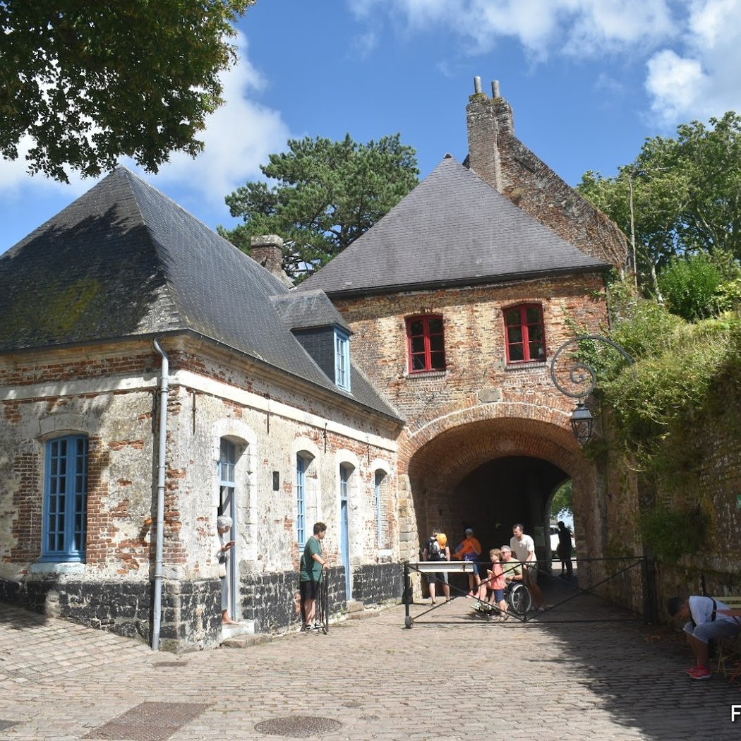 Citadel of Montreuil 3
