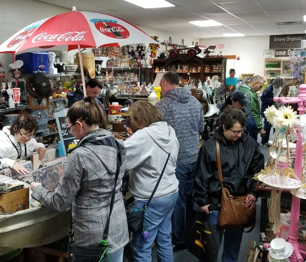 Jay's Hidden Treasures Flea Market & Gift Shop 1