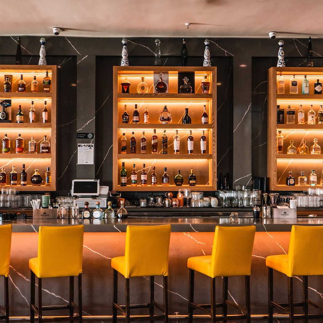 Vistamar Restaurant & Lounge 2