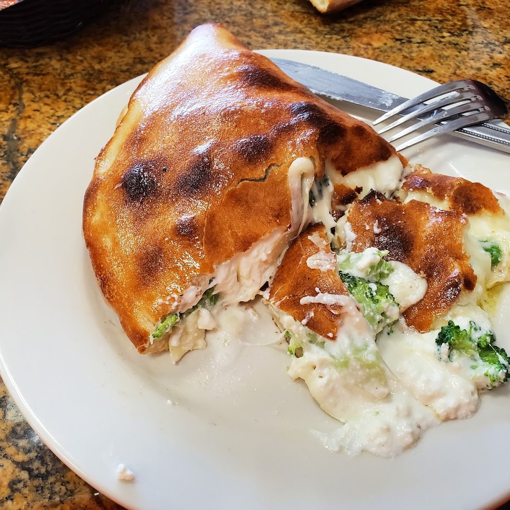 Giovanni's Pizza & Restaurant 1