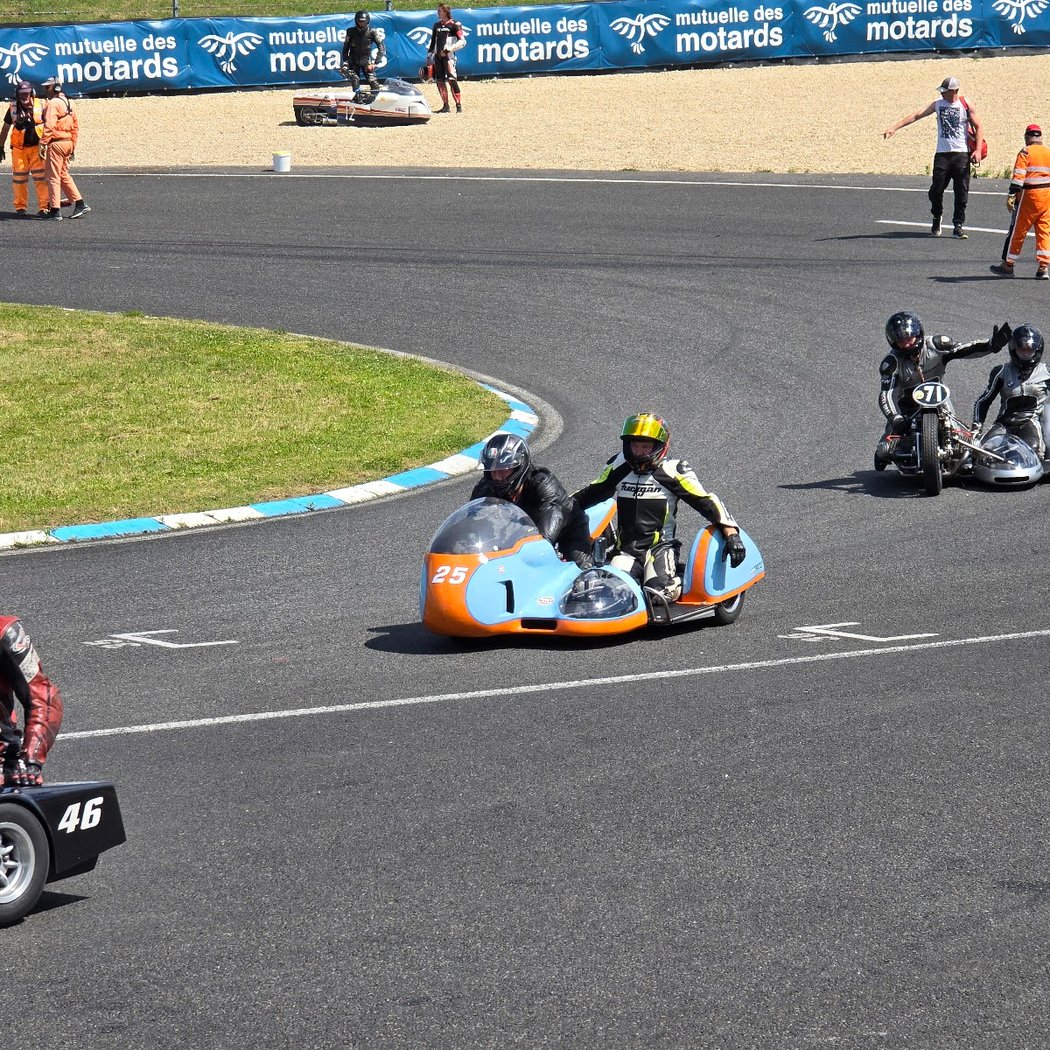 Stage de pilotage sur le Circuit Carole 2