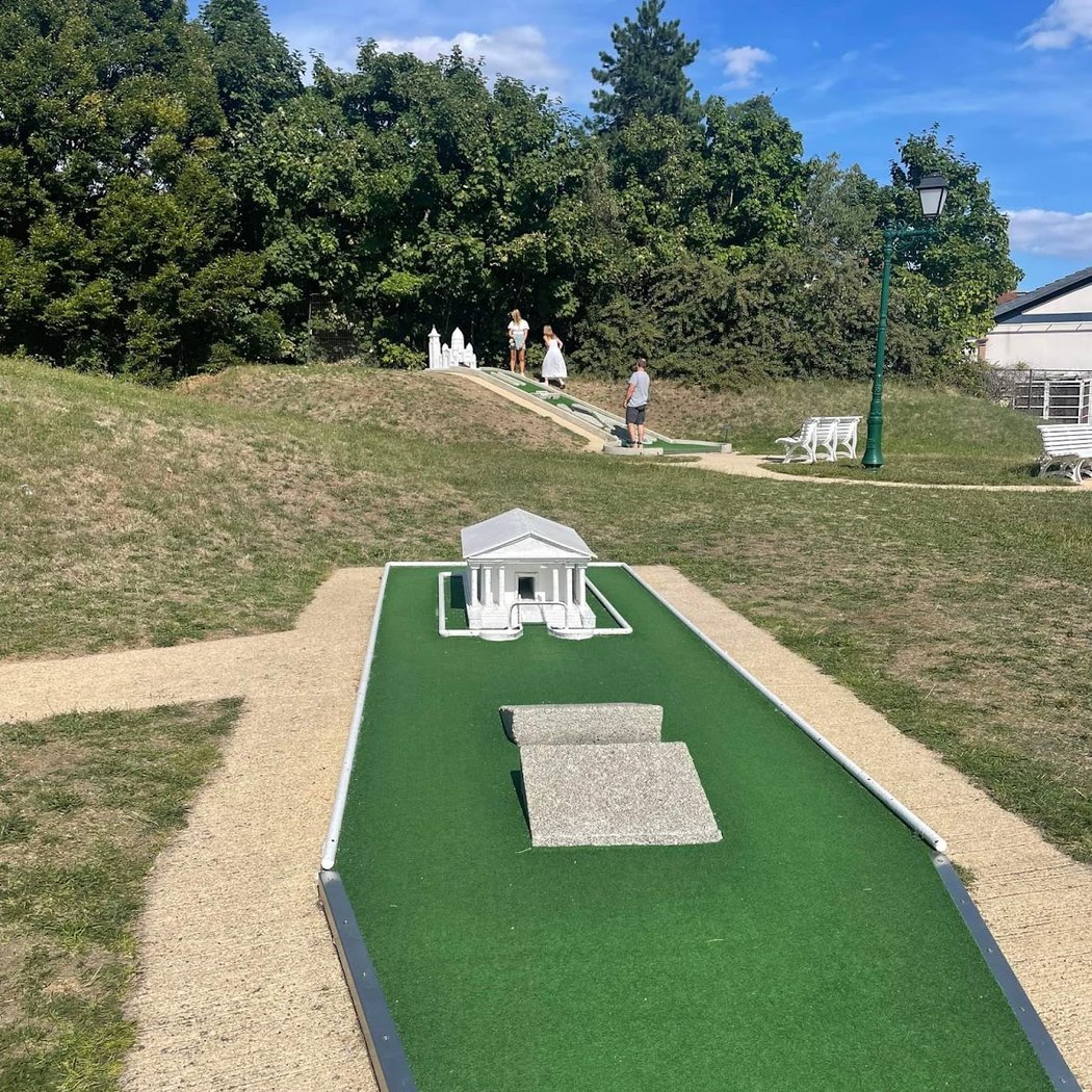 Minigolf Parc Floral de Paris 3