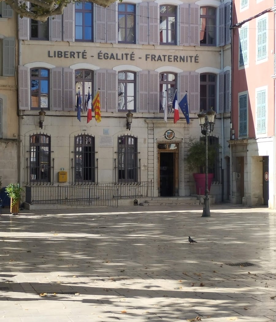 Place Saint-Pierre 1