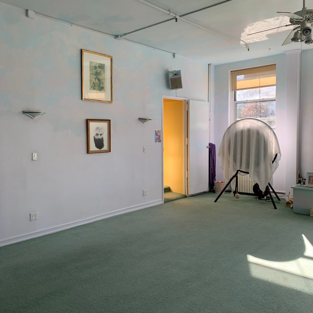 Kundalini Yoga East 2