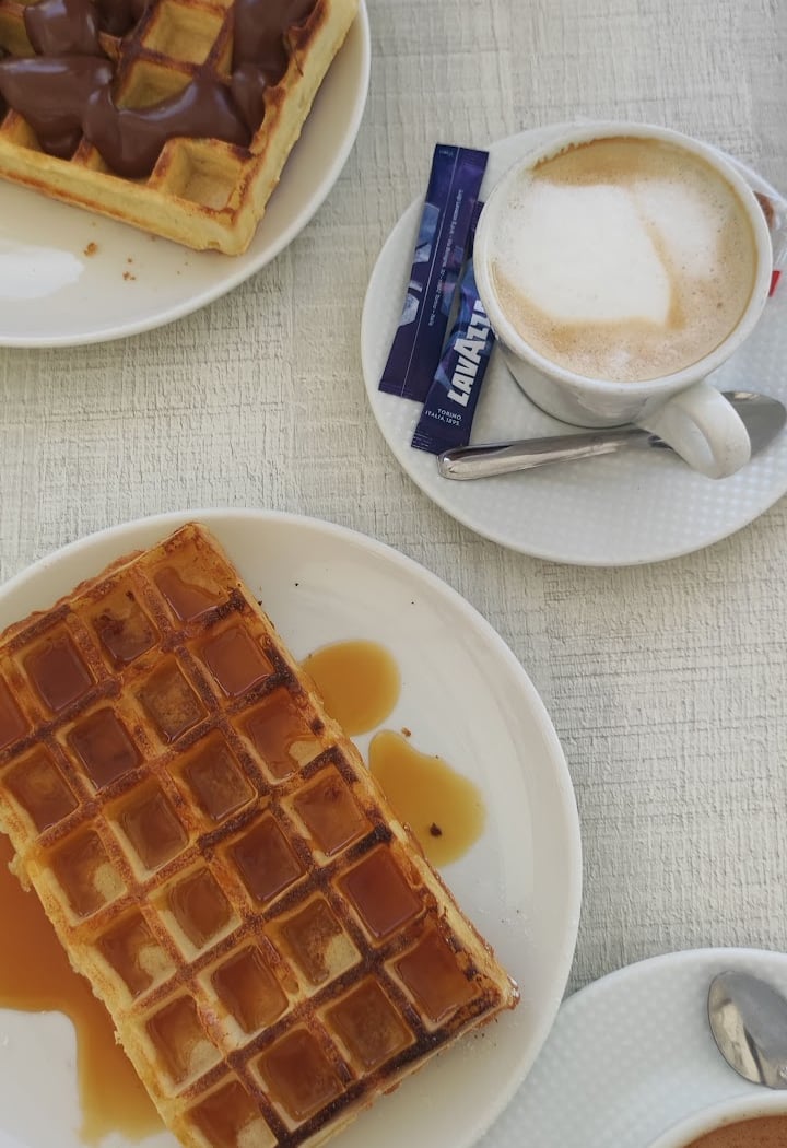 Café Le Continental 1