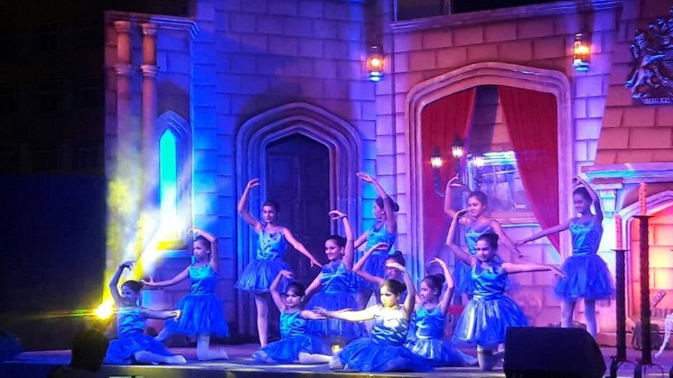 D'cruze Dance Studio & Dance Company 3