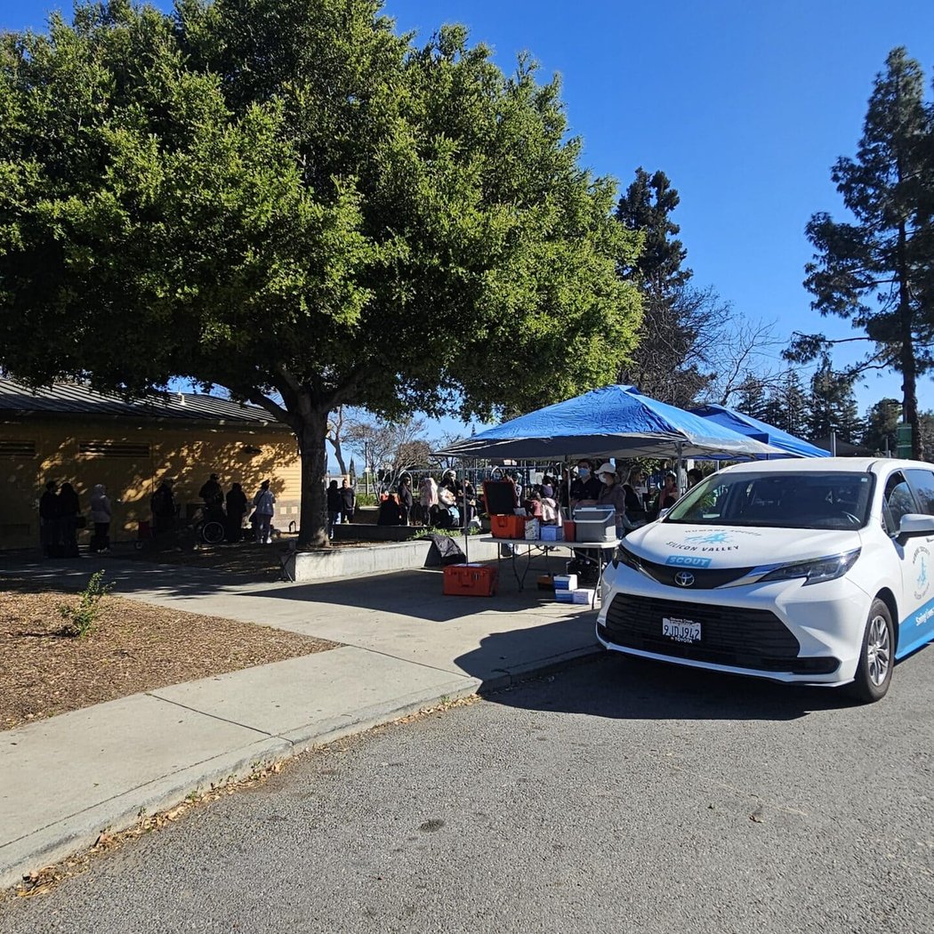 Low-Cost Neighborhood Vaccine Clinic 1