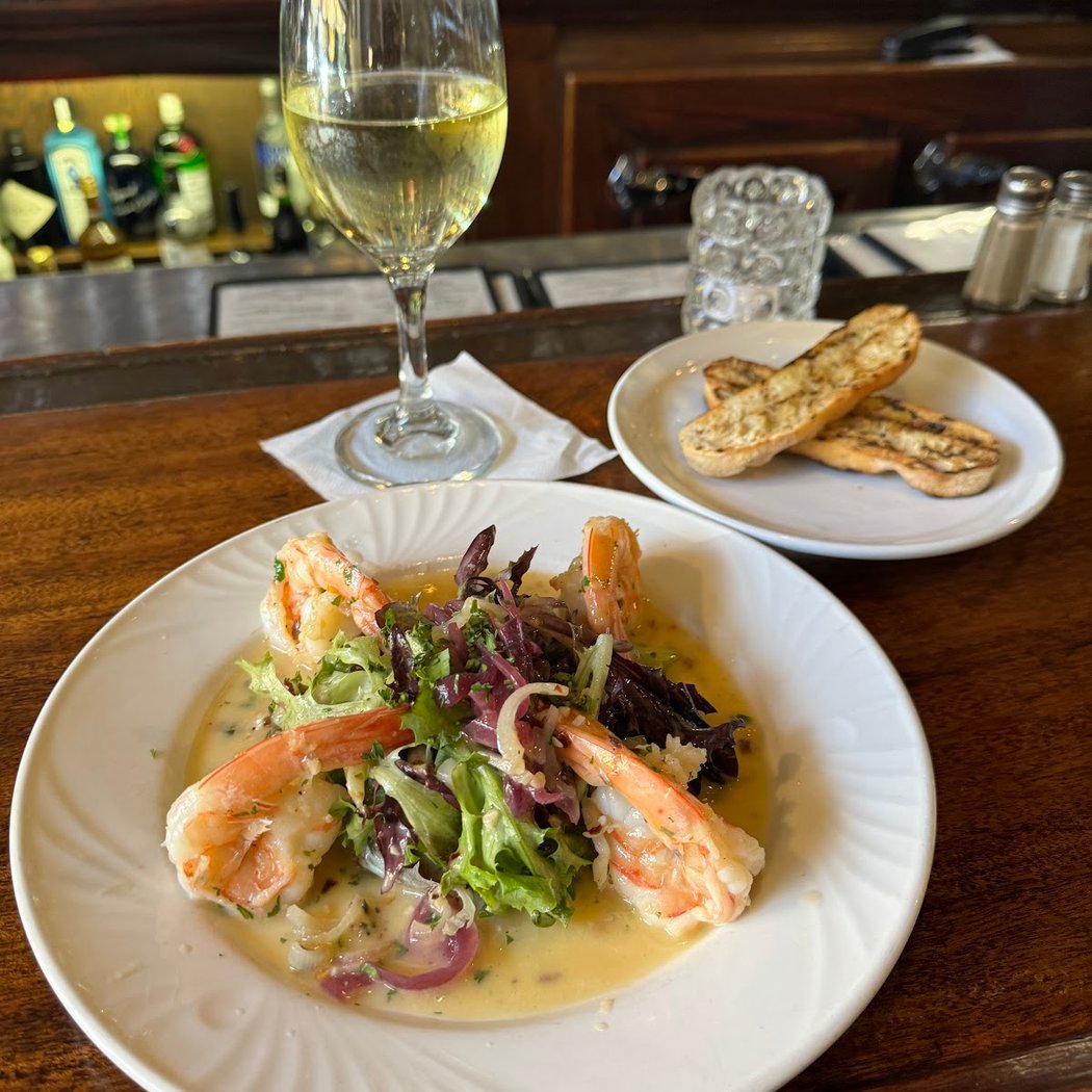 The Plaza Bistro 3