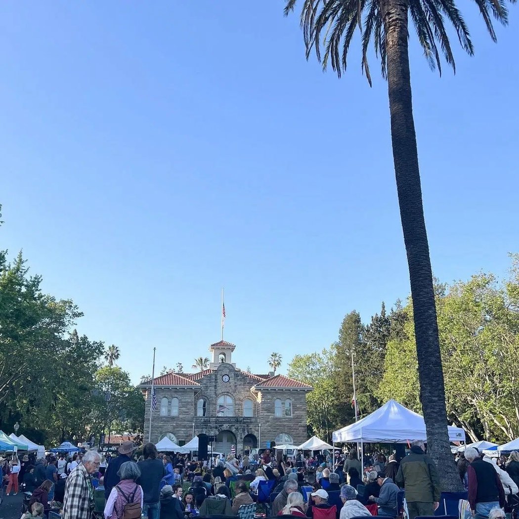 Sonoma's Tuesday Night Market 2