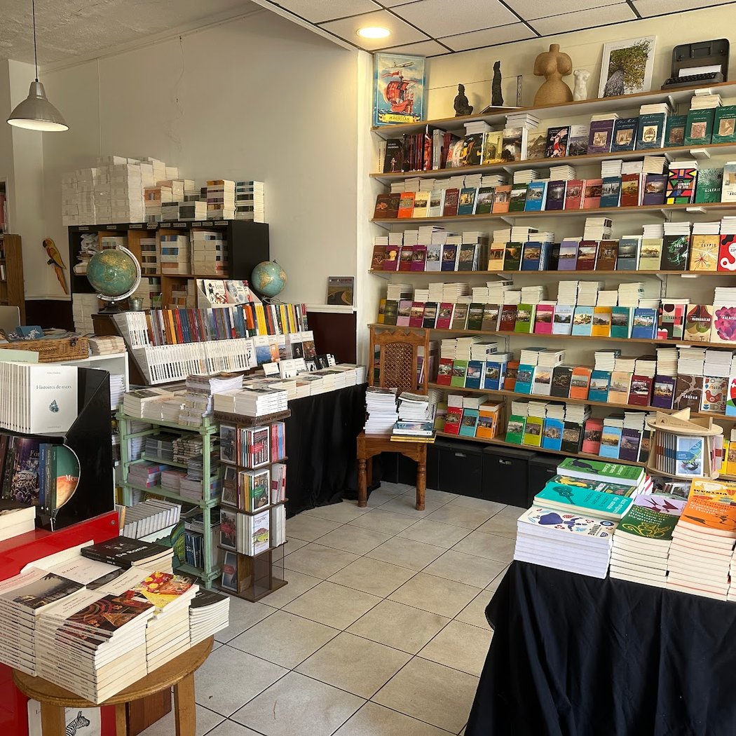 Librairie du Voyageur- Magellan et Cie 1
