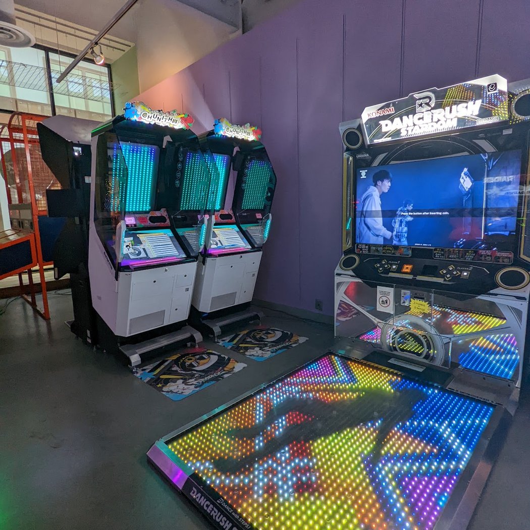 Haze's Toys & Arcade 3