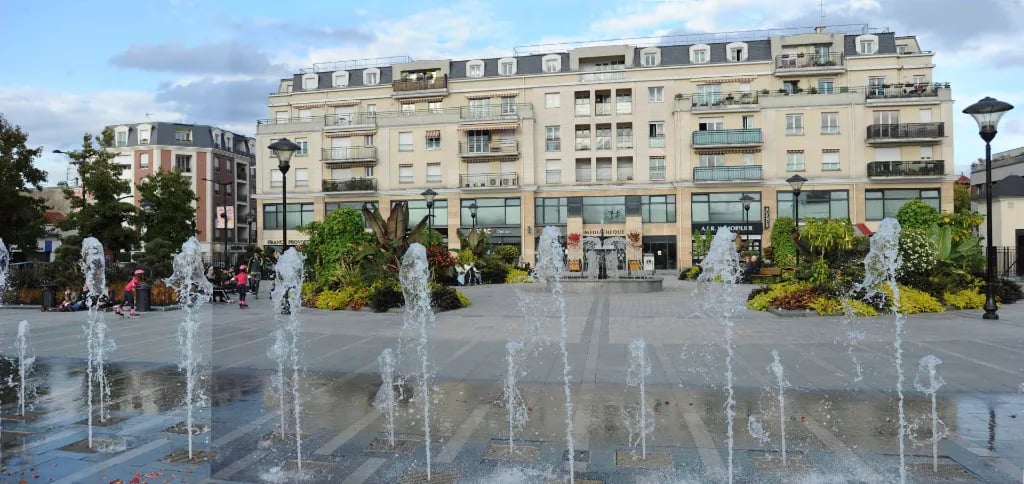 Library De Sartrouville 2