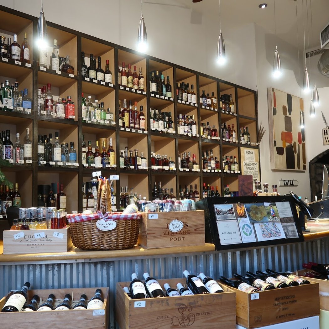 Hunters Point Wines & Spirits 3