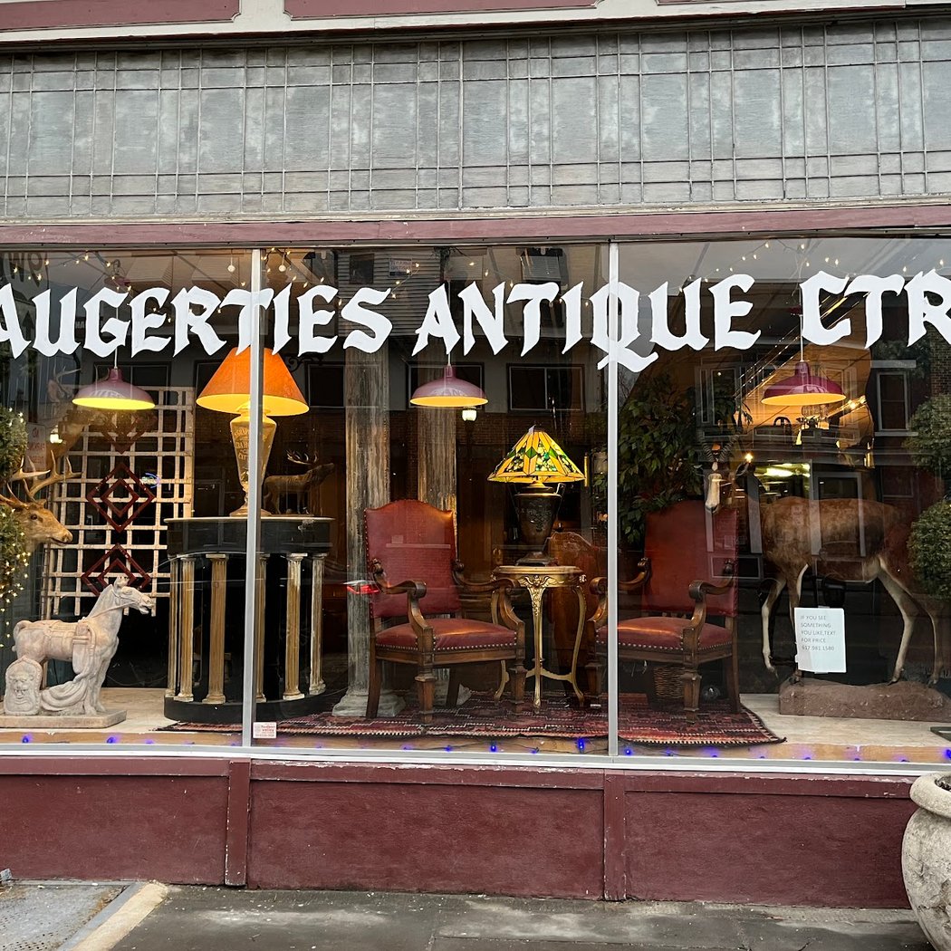 Saugerties Antiques Center 2