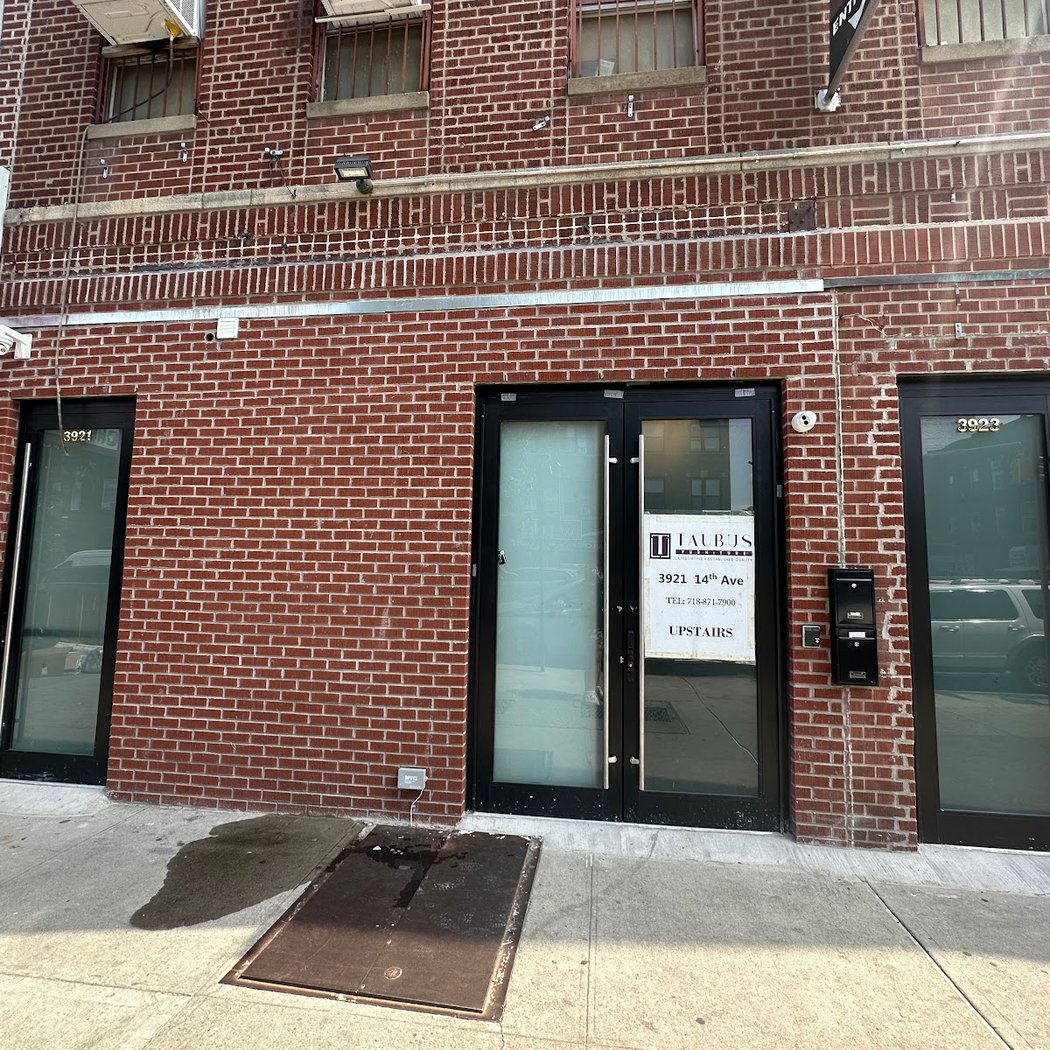 Taubus Furniture & Bedding Inc 2