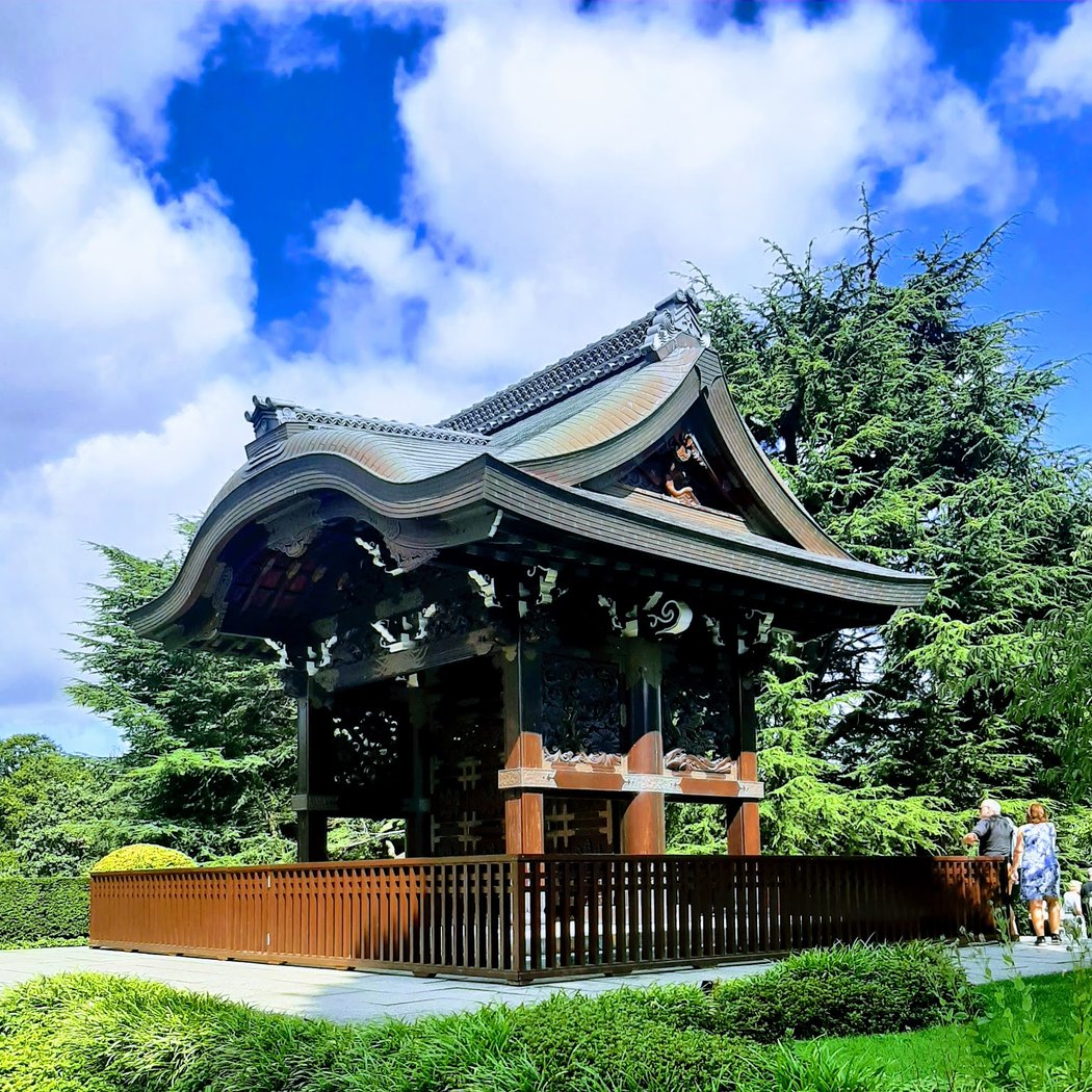 Chokushi-Mon & Japanese Landscape - Kew Gardens 3