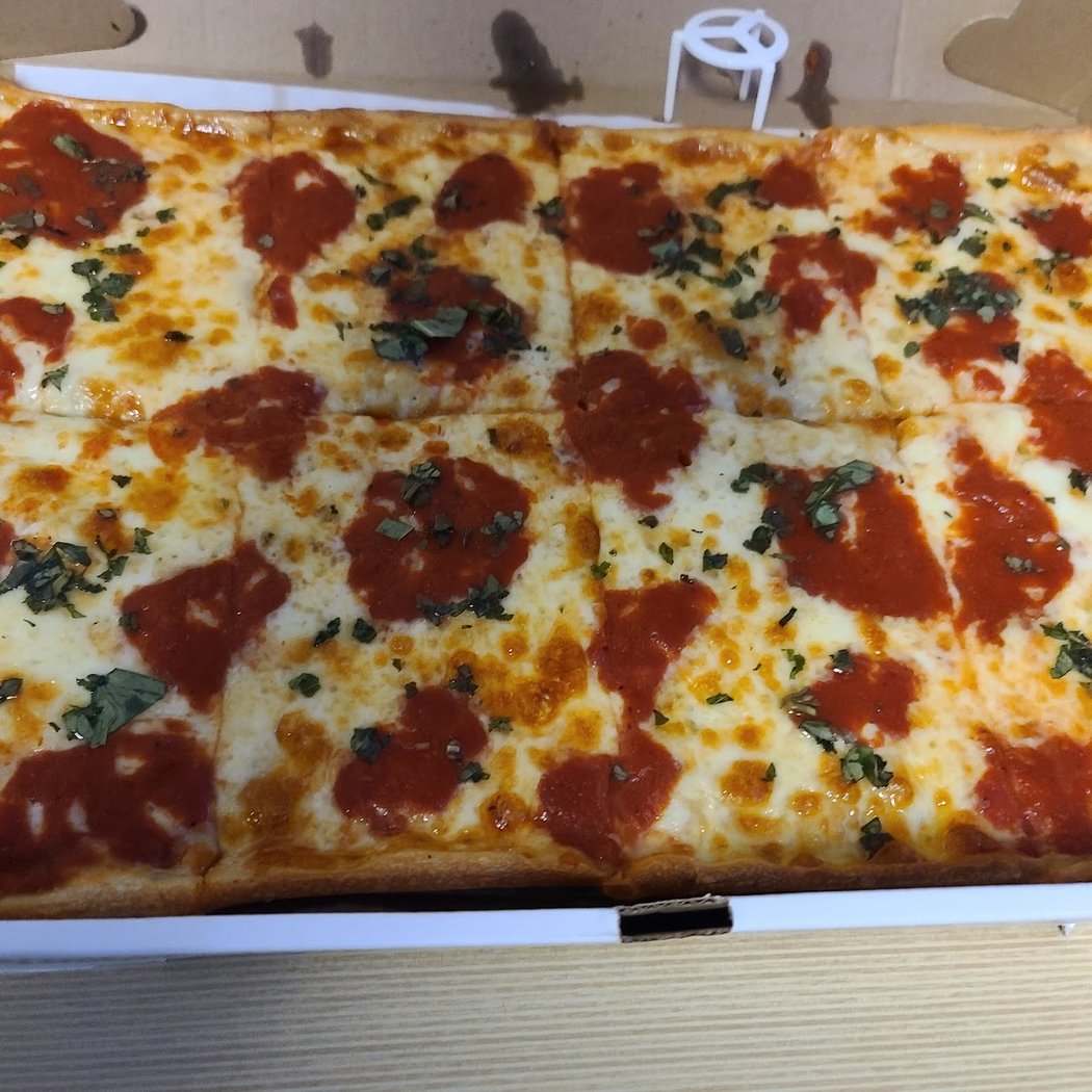 Mariella Pizza 1