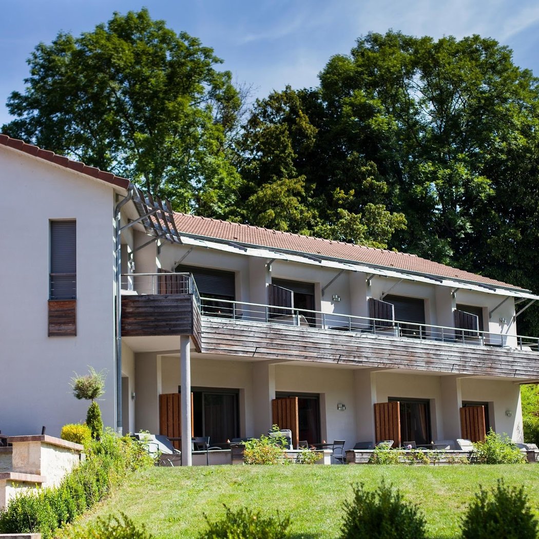 Demeures & Châteaux Hôtel la Source Bleue 2