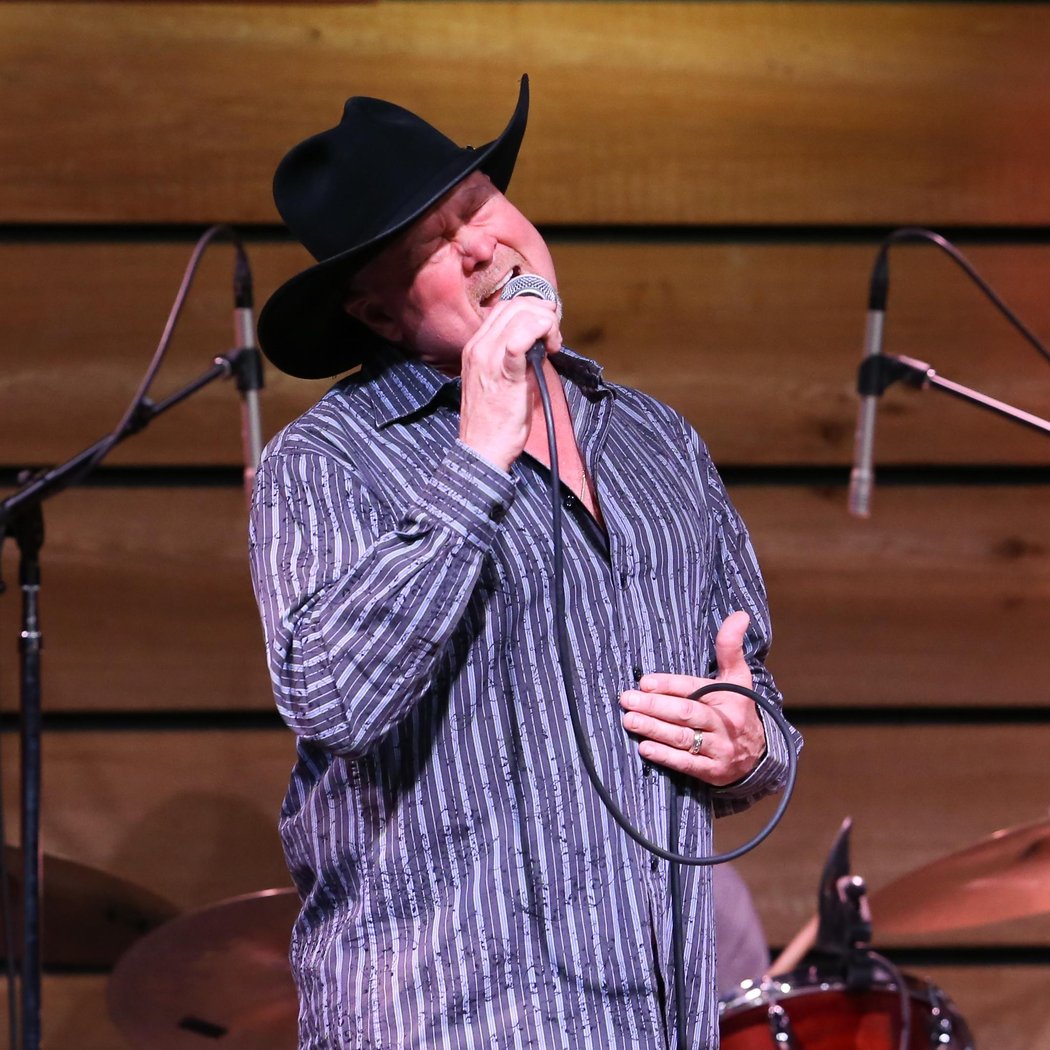 Tracy Lawrence 3