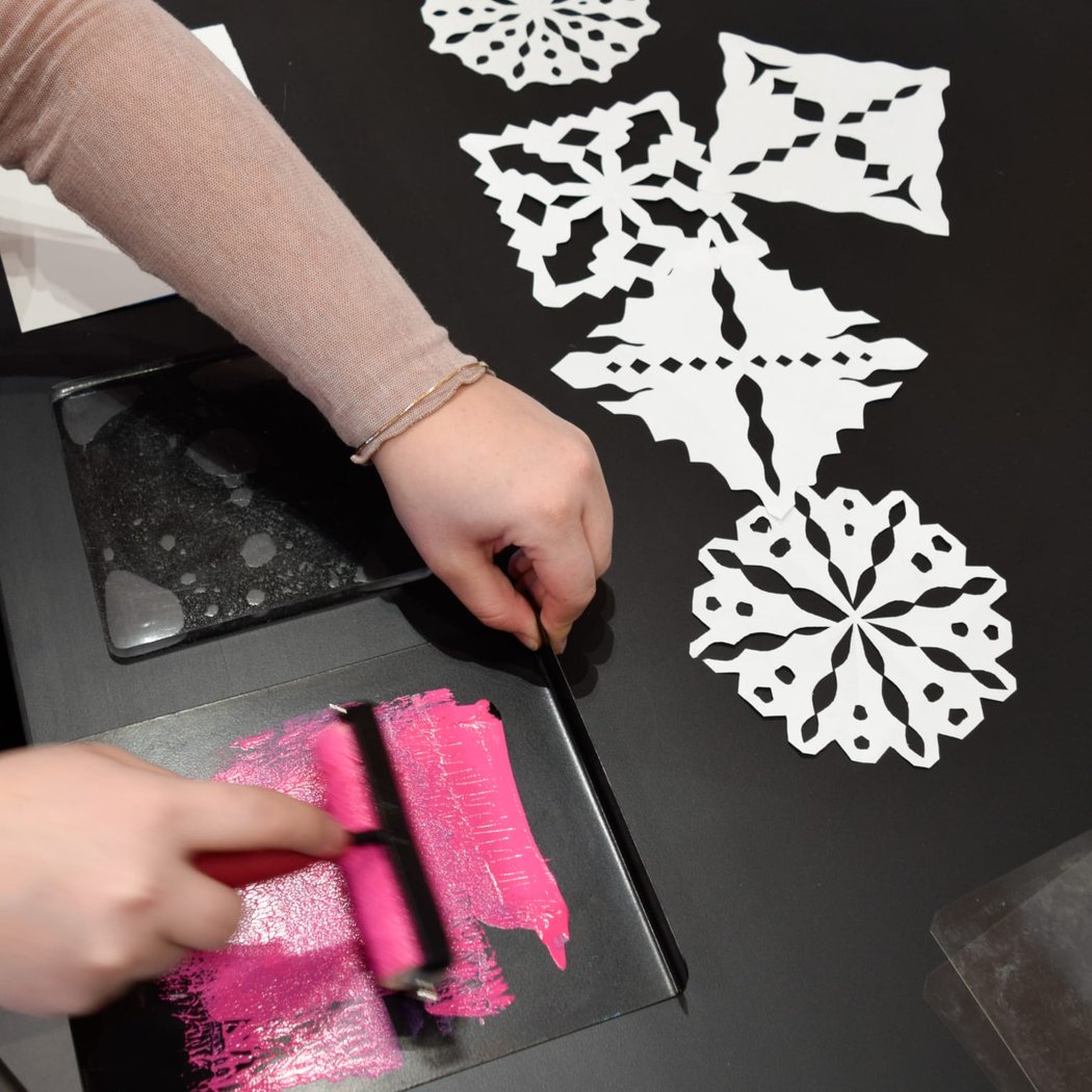 Children's Geli Printing: Snowflake Garlands 2