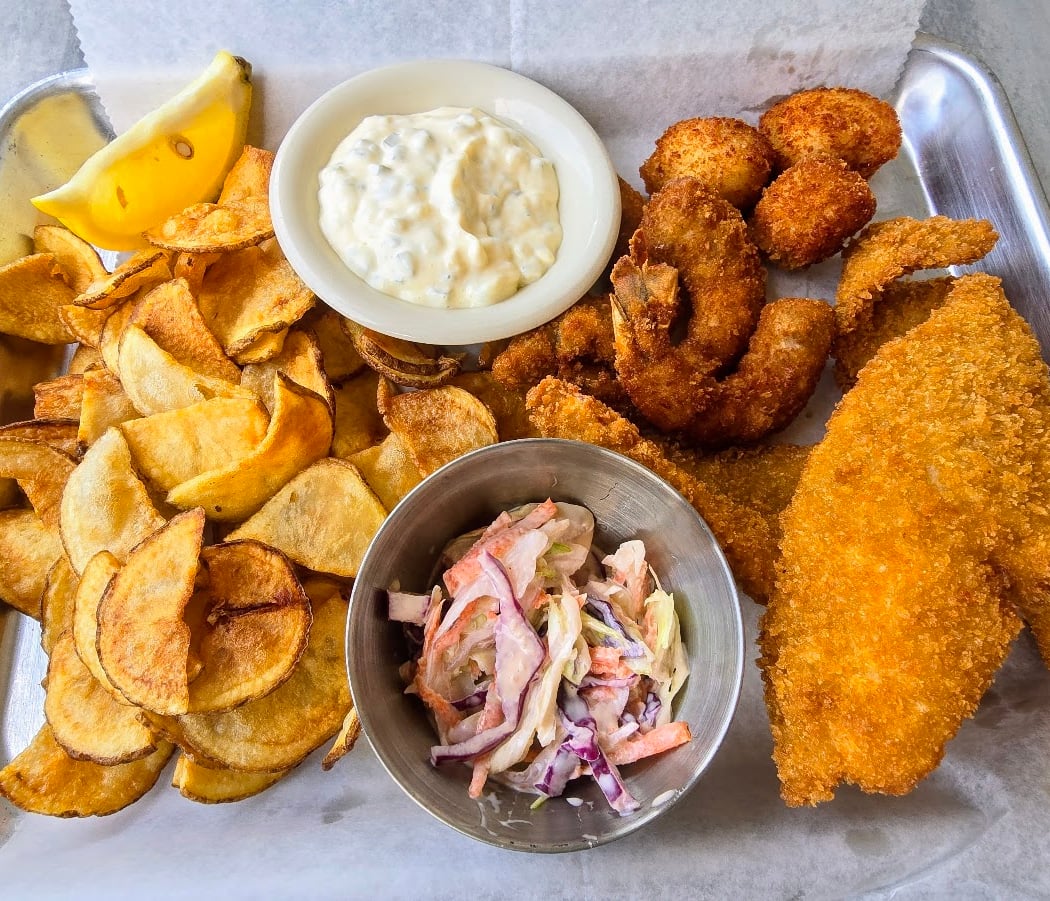 Clam and Chowder House at Salivar's Dock 1