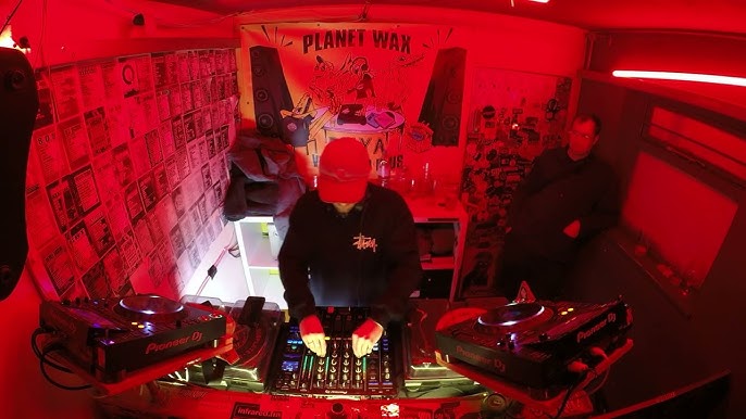 Wax + DJ Hoppa 1