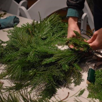 At-Home Wreathmaking Kit (pick-up) 1
