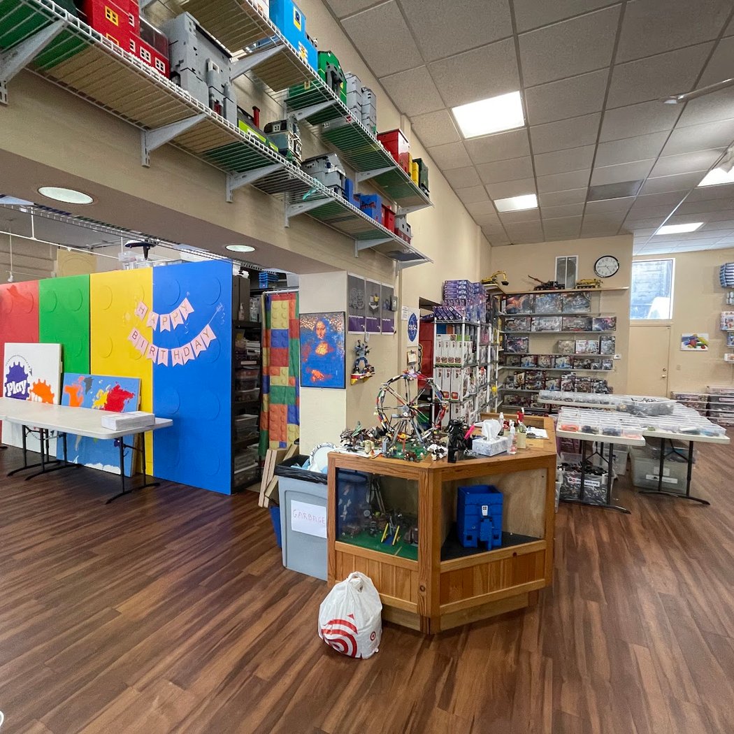 Drop-in Lego Play 2