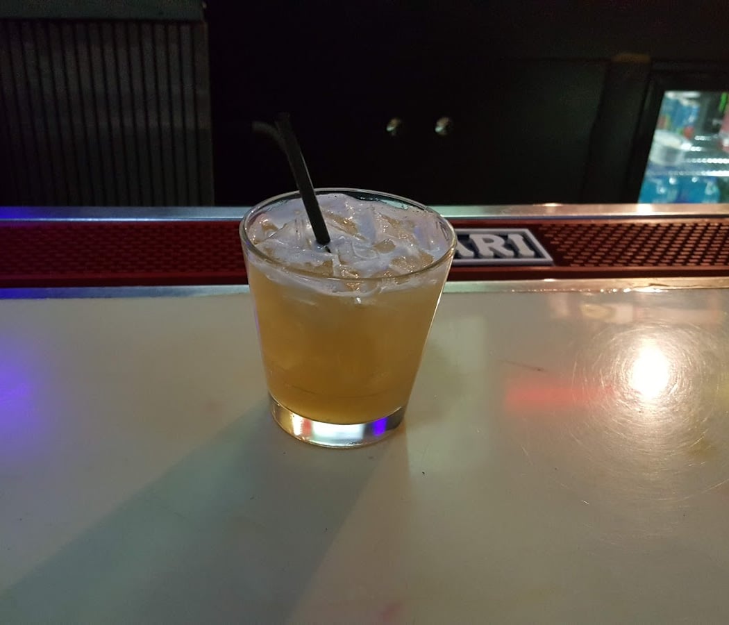 3910 Lounge 3