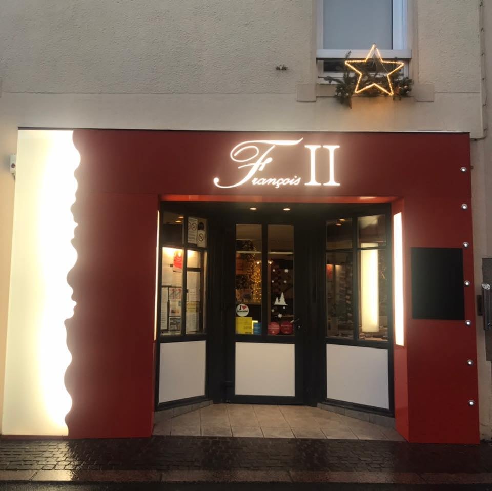 Le François 2 3