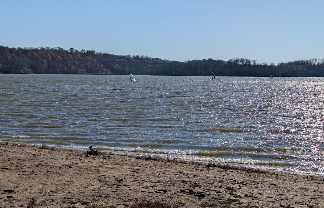 Sailboat Races at Creve Coeur Lake Memorial Park 1
