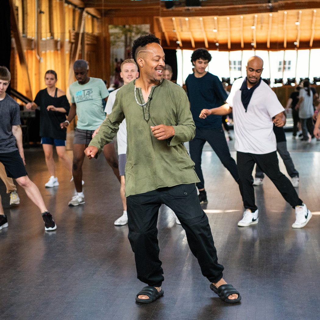 Fall Indoor Dance Technique & Movement Class 1